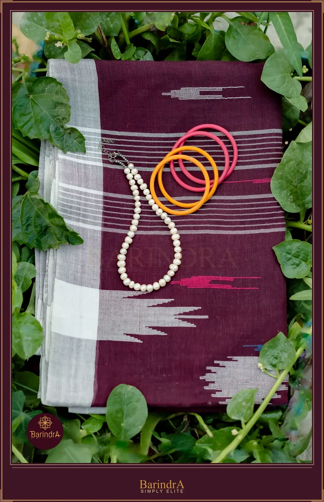 Monipuri Coffee Crimson saree from Barindra